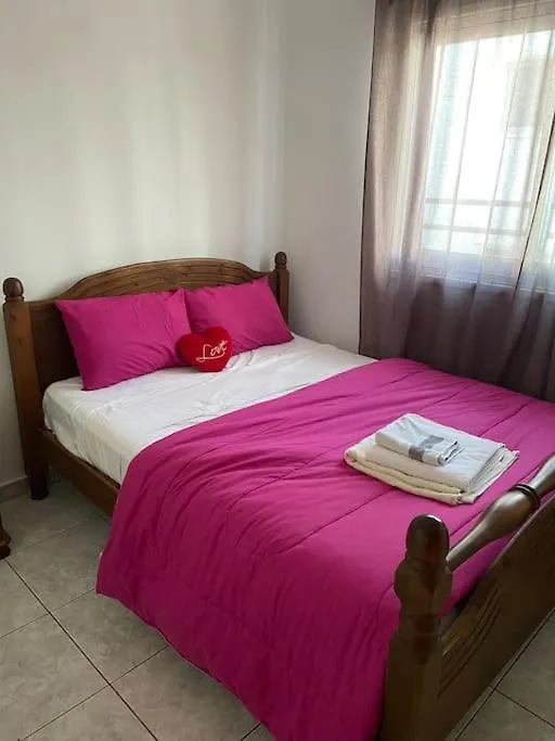 Carisa Holidays Larnaca Apartamento