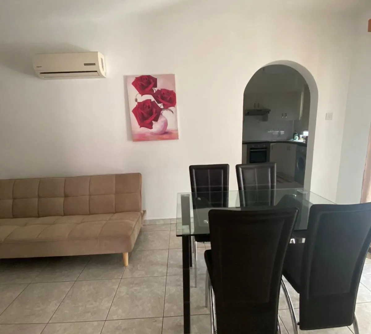 Carisa Holidays Larnaca Chipre